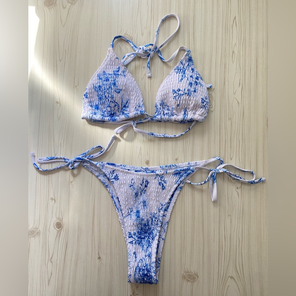 blue floral bikini set